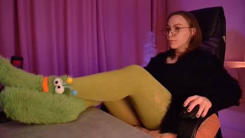 APHEX QUEEN online show from December 16, 9:25 am