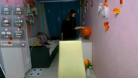 Aphrodite online show from November 1, 11:45 am