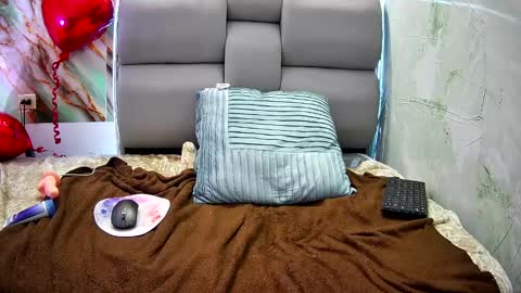 Apolo online show from February 9, 7:19 pm