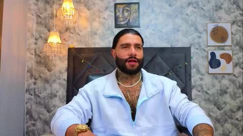 Apolo online show from December 5, 8:49 pm