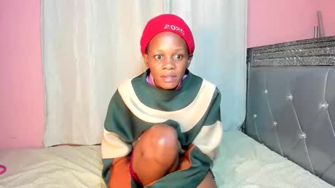 Snapshot of apple2561 chatting on March 1, 5:53 am apple2561 online show from March 1, 5:53 am