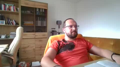 Snapshot of appleseby2 chatting on February 11, 12:48 pm Seb online show from February 11, 12:48 pm