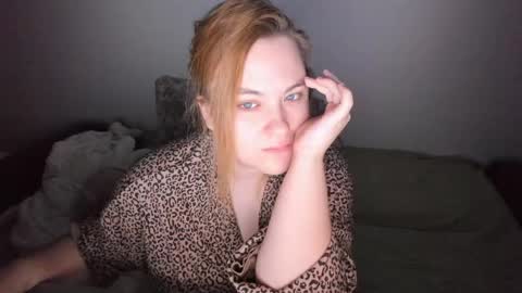 Snapshot of appleyummybuns chatting on May 15, 11:34 pm appleyummybuns online show from May 15, 11:34 pm
