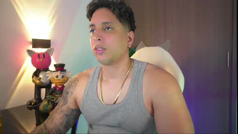 Snapshot of appolo_allen chatting on October 19, 3:29 am insta appolo master online show from October 19, 3:29 am