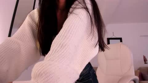 Snapshot of aprettyy chatting on February 10, 1:37 pm Anny online show from February 10, 1:37 pm