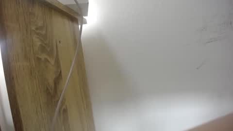 Aprhillove online show from December 13, 2:05 pm