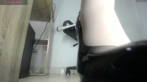 Aprhillove online show from January 29, 10:27 am