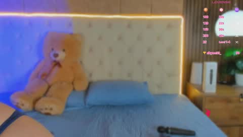 apriilfox online show from March 24, 3:44 am