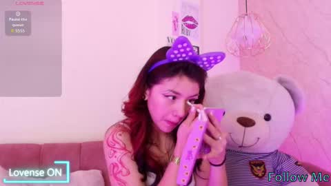 Snapshot of april_bennett chatting on September 24, 12:30 pm online show from September 24, 12:30 pm