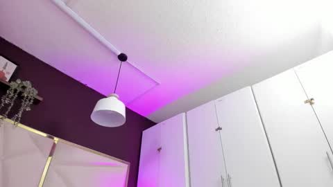 April online show from November 8, 11:21 am