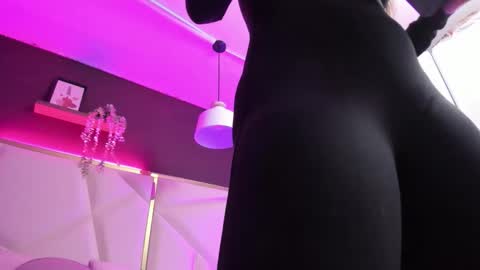 April online show from March 14, 11:26 am