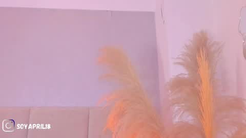 Snapshot of april_ebony18_ chatting on April 20, 10:40 am April online show from April 20, 10:40 am