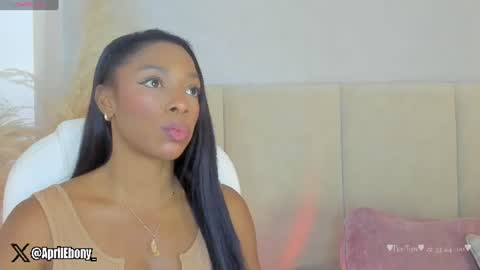 Snapshot of april_ebony18_ chatting on July 6, 10:56 am April online show from July 6, 10:56 am