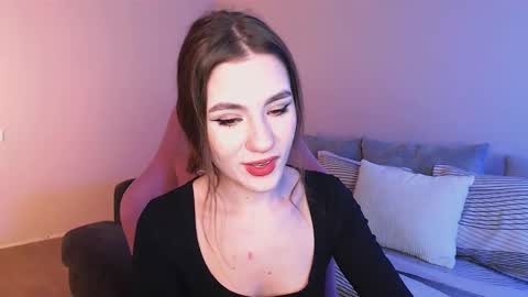 April online show from March 4, 11:43 pm