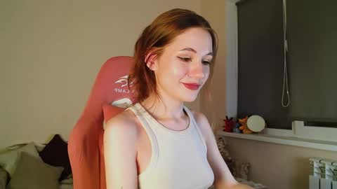 Snapshot of april_felicity chatting on May 6, 7:08 pm April online show from May 6, 7:08 pm