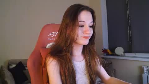 Snapshot of april_felicity chatting on June 21, 7:38 pm April online show from June 21, 7:38 pm