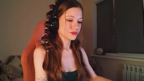 Snapshot of april_felicity chatting on July 5, 8:05 pm April online show from July 5, 8:05 pm