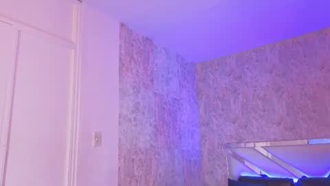 Isabella online show from June 15, 10:01 pm