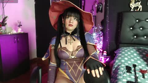 lucy online show from December 23, 3:18 am