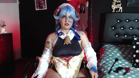 lucy online show from December 25, 4:33 am