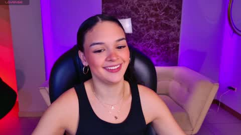 Snapshot of aprilrhodes_ chatting on January 22, 2:48 am April Rhodes online show from January 22, 2:48 am