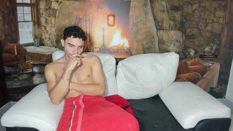 Snapshot of aprovechame_ chatting on June 6, 5:12 am aprovechame_ online show from June 6, 5:12 am