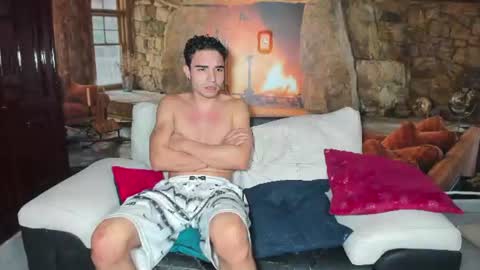 Snapshot of aprovechame_ chatting on June 29, 5:35 am aprovechame_ online show from June 29, 5:35 am
