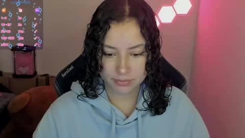 aqua emilly online show from January 14, 1:47 am