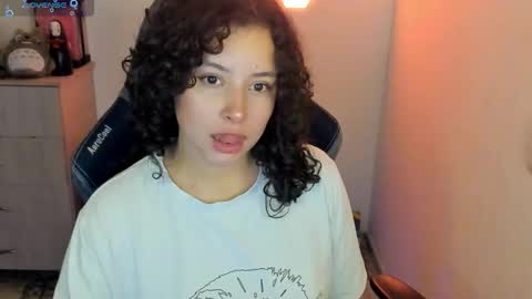 aqua emilly online show from October 3, 11:02 pm