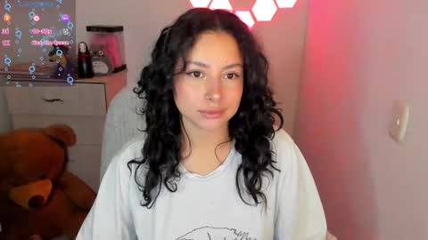 aqua emilly online show from February 5, 10:58 pm