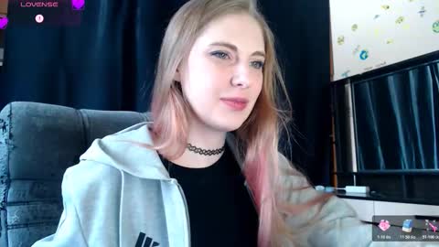 aqualen online show from March 18, 9:45 am