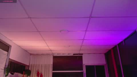 Zam independent model online show from February 8, 6:54 am