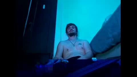 Snapshot of aquarius4220 chatting on December 13, 10:41 am Aquarius420 online show from December 13, 10:41 am