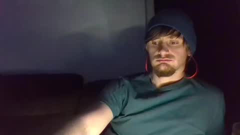 Snapshot of aquarius4220 chatting on December 31, 2:08 am Aquarius420 online show from December 31, 2:08 am