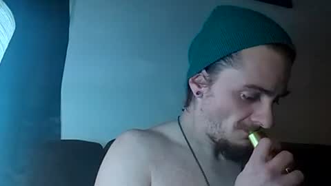 Snapshot of aquarius4220 chatting on December 31, 7:20 am Aquarius420 online show from December 31, 7:20 am