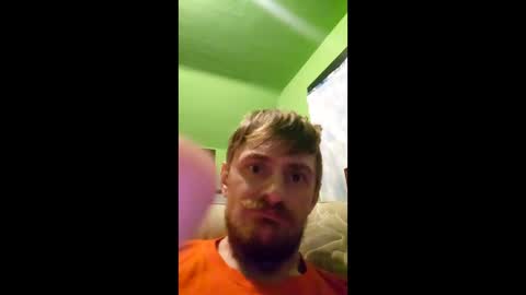 Snapshot of aquarius4220 chatting on November 23, 6:13 am Aquarius420 online show from November 23, 6:13 am