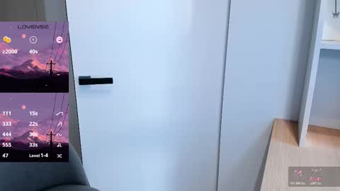 aquilaris online show from November 13, 1:10 pm