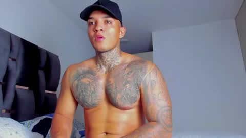 AquilesElpapi online show from June 7, 7:17 pm