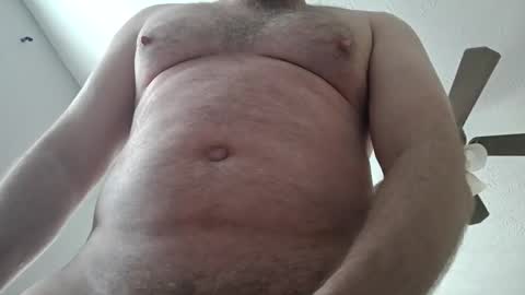 Snapshot of aqxz1010 chatting on October 17, 1:35 pm aqxz1010 online show from October 17, 1:35 pm