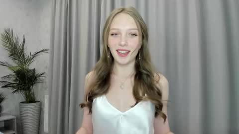 Snapshot of ar_ya18 chatting on September 30, 9:25 am Lina online show from September 30, 9:25 am