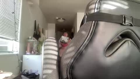 Snapshot of arabbustybeauty chatting on February 10, 8:57 pm BustyPrincessLeila online show from February 10, 8:57 pm