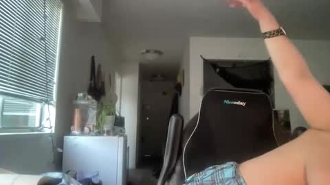 Snapshot of arabbustybeauty chatting on February 11, 5:18 pm BustyPrincessLeila online show from February 11, 5:18 pm