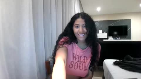 Snapshot of arabiangoddess3 chatting on June 3, 8:50 am Monet online show from June 3, 8:50 am