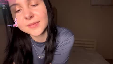 Emi online show from January 10, 4:53 pm