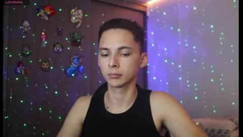 Snapshot of archi_love chatting on February 7, 7:40 am ARCHIBALDO online show from February 7, 7:40 am