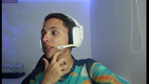 Snapshot of archi_love chatting on February 28, 4:54 am ARCHIBALDO online show from February 28, 4:54 am