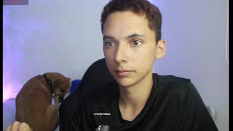 Snapshot of archi_love chatting on March 1, 5:42 am ARCHIBALDO online show from March 1, 5:42 am