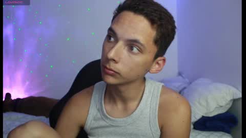 Snapshot of archi_love chatting on March 2, 7:32 am ARCHIBALDO online show from March 2, 7:32 am