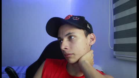 Snapshot of archi_love chatting on March 11, 7:04 am ARCHIBALDO online show from March 11, 7:04 am