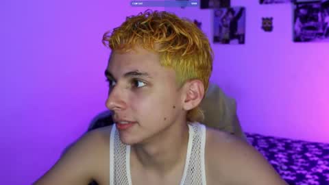 Snapshot of archi_love chatting on September 16, 3:51 am ARCHIBALDO online show from September 16, 3:51 am